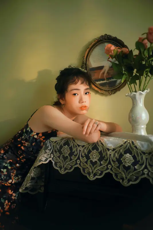 [艺图语] 2022.06.16 黄昏的独奏 小树 - 艺图语